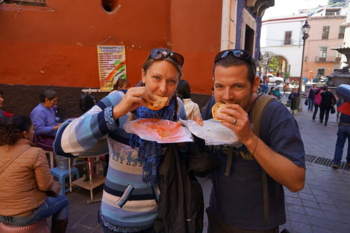 eating gorditas in guanajuato