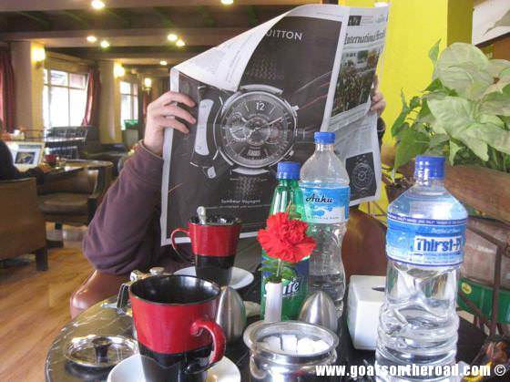budget backpacker, travel pokhara nepal, coffee 
