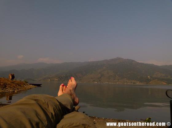 budget backpacker, travel pokhara nepal lake