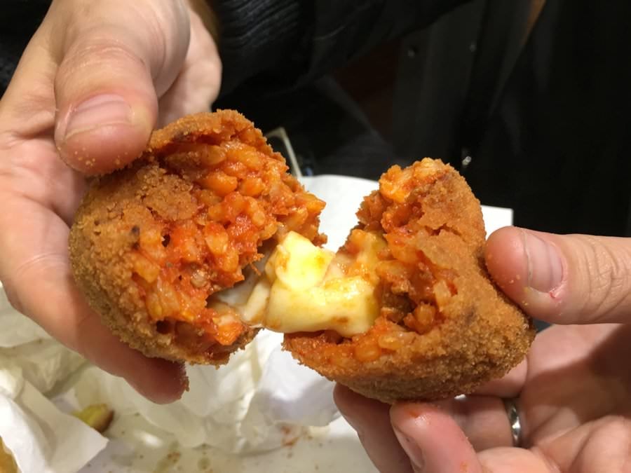 what to eat in rome italy suppli