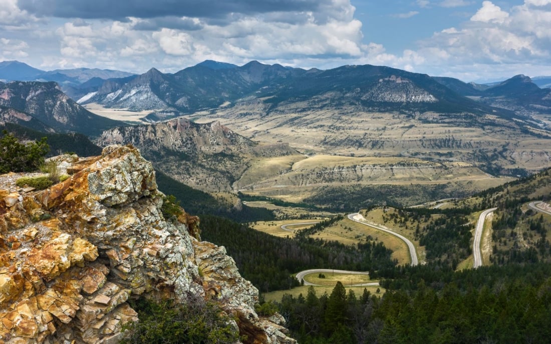 A view across the rugged undulating landscape of the Beartooth mountains in Red Lodge, Montana.