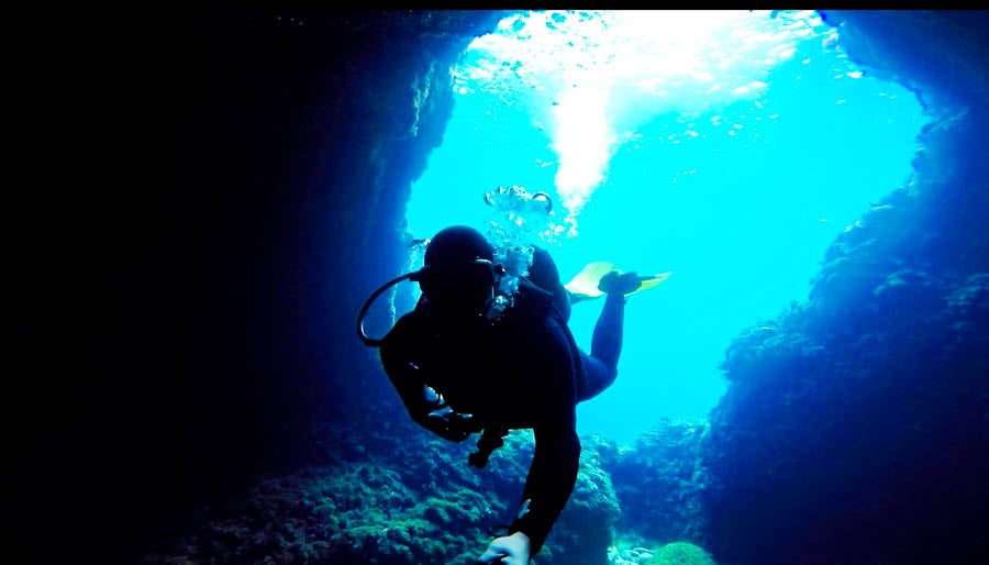 travel to malta scuba diving gozo